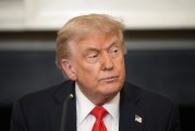 开封洛杉矶骚乱后，特朗普再发声：抗议活动中将不允许佩戴口罩